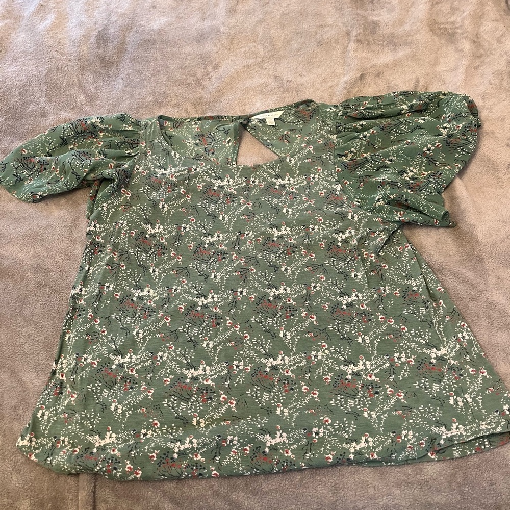 Lucky Brand Olive Floral Puff Sleeve Blouse